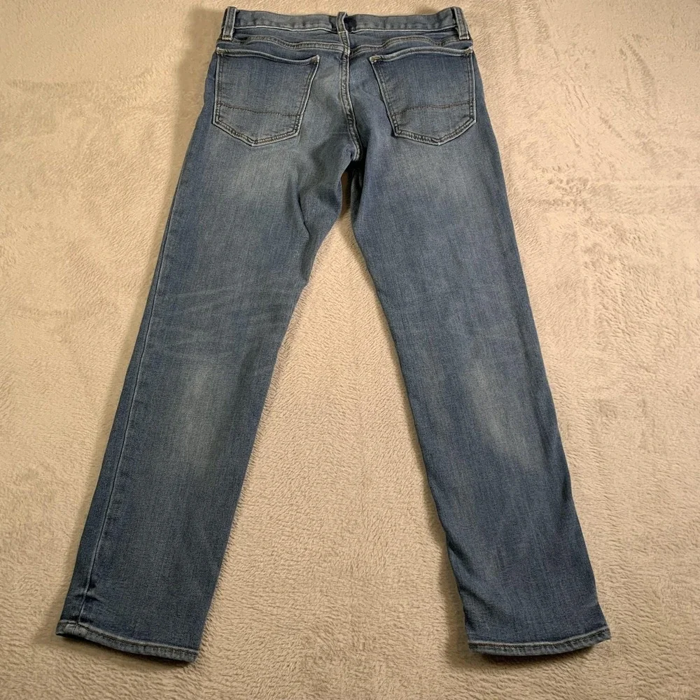 Banana Republic Jeans Mens 30x30(30x29) Light Wash Slim Fit Travel Stretch Denim